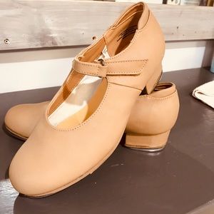 Sansha tee Sofia tap shoe size 9